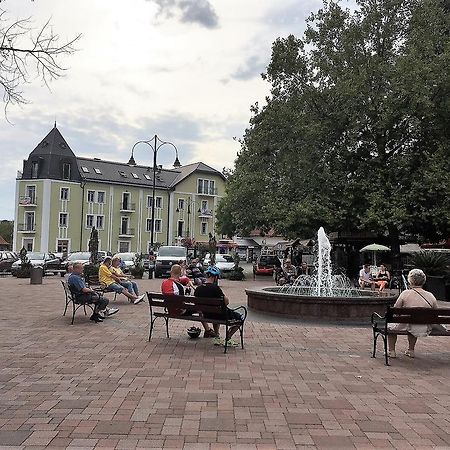 Tulipan Apartman Balatonalmádi Eksteriør billede