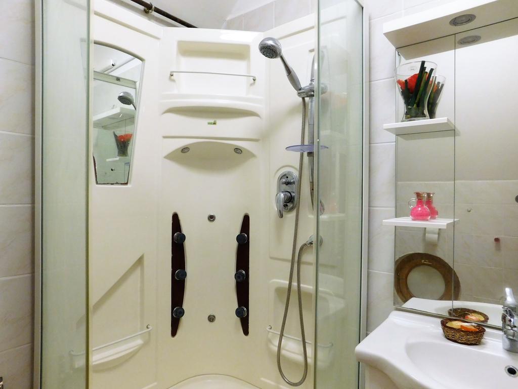 Tulipan Apartman Balatonalmádi Eksteriør billede