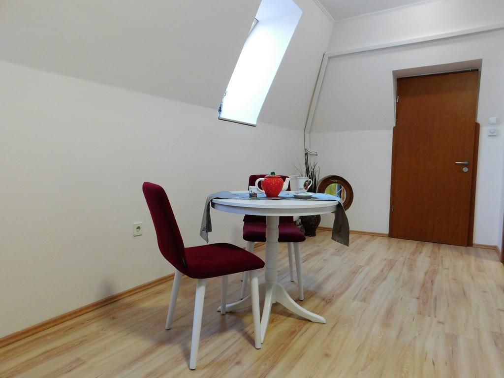 Tulipan Apartman Balatonalmádi Eksteriør billede
